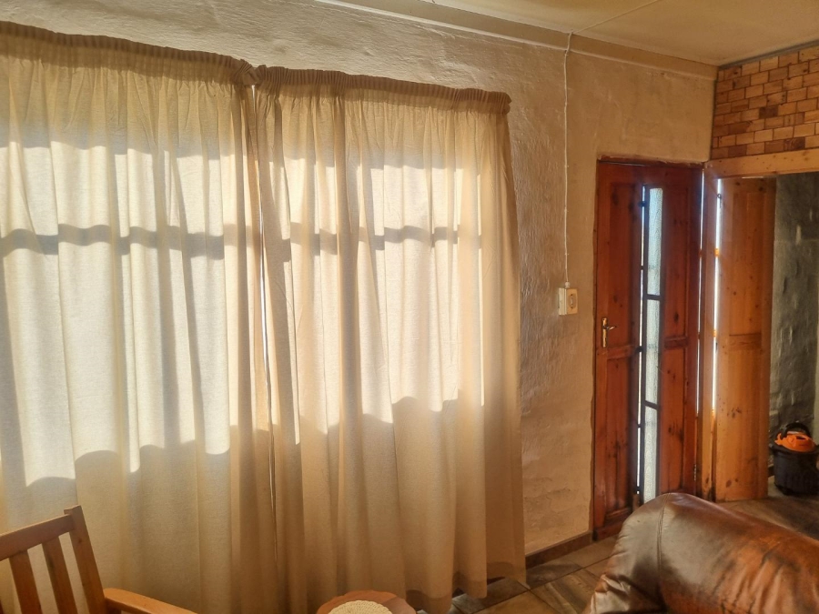 4 Bedroom Property for Sale in Paul Roux Free State